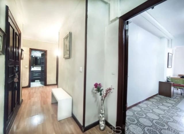 4 bedroom Apartment for sale in Foners, Palma de Mallorca - € 750,000 (Ref: 9807384)