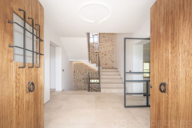 3 slaapkamer Villa te koop in Pollensa / Pollença - € 3.495.000 (Ref: 9815087)
