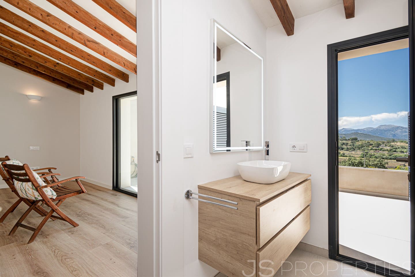 3 bedroom Townhouse for sale in Llubi - € 1,250,000 (Ref: 9831767)