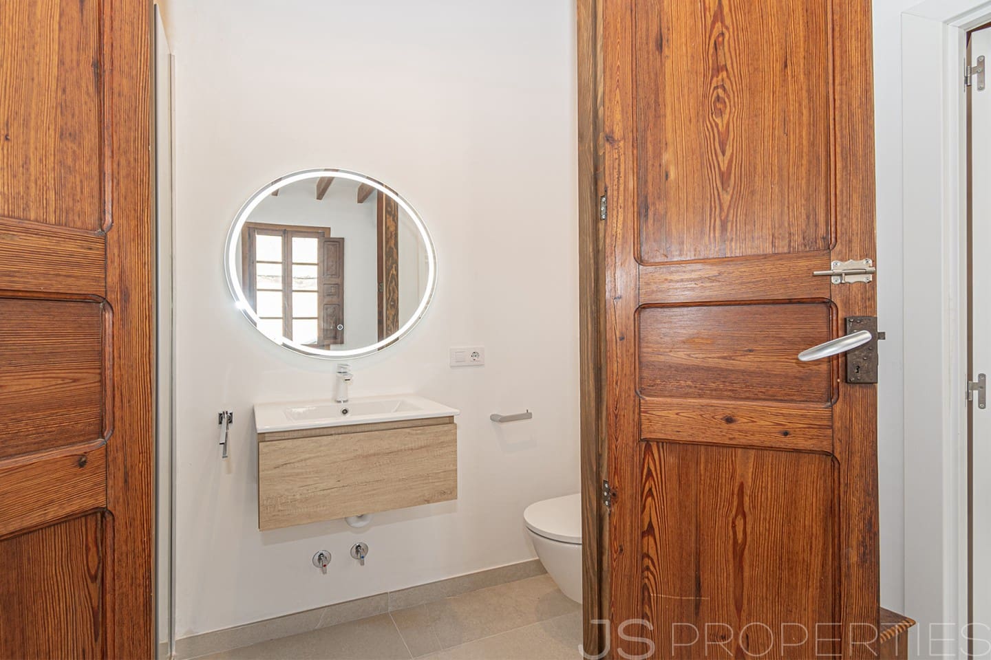 3 bedroom Townhouse for sale in Llubi - € 1,250,000 (Ref: 9831767)