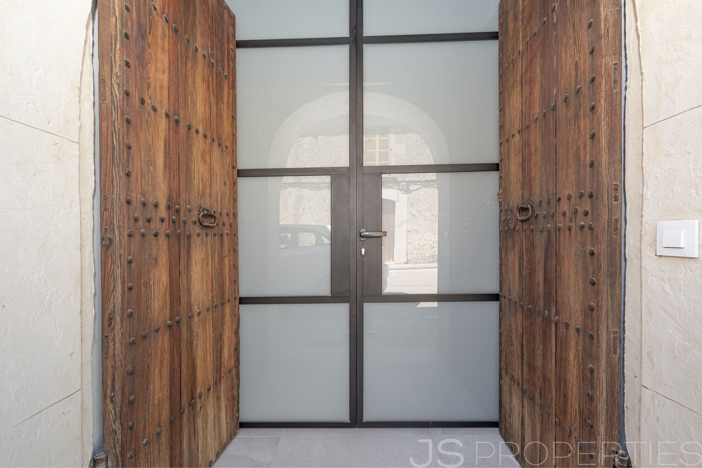 3 bedroom Townhouse for sale in Llubi - € 1,250,000 (Ref: 9831767)