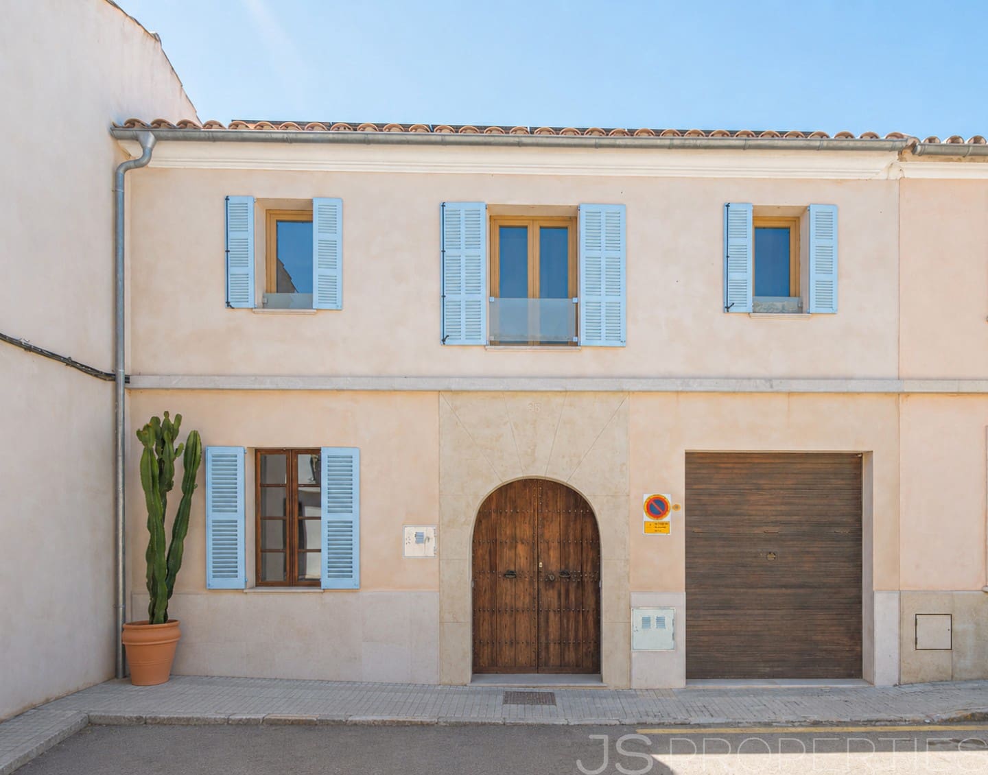 3 bedroom Townhouse for sale in Llubi - € 1,250,000 (Ref: 9831767)