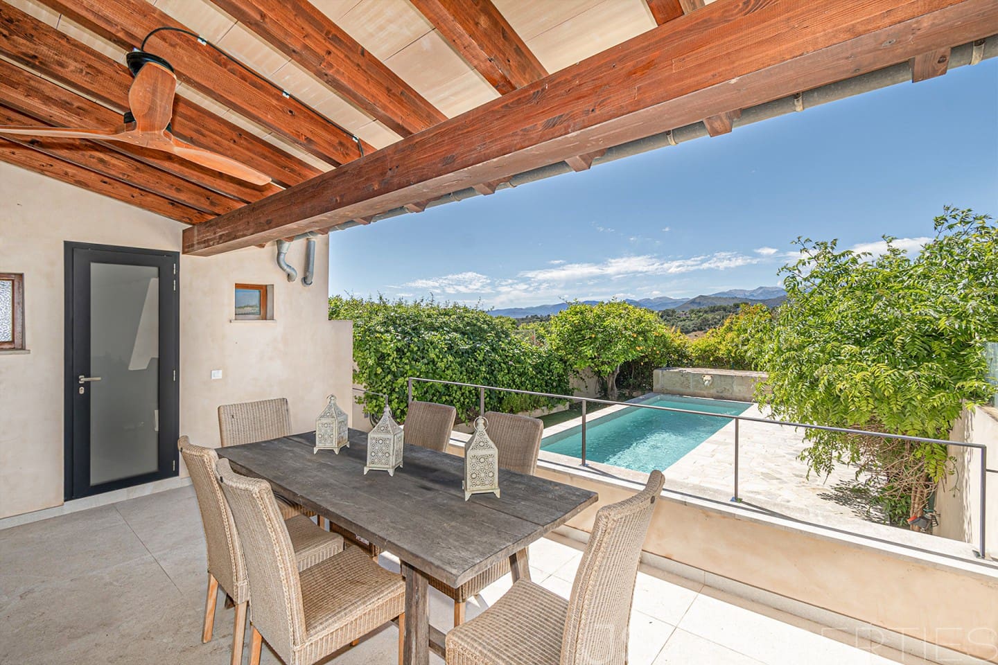 3 bedroom Townhouse for sale in Llubi - € 1,250,000 (Ref: 9831767)