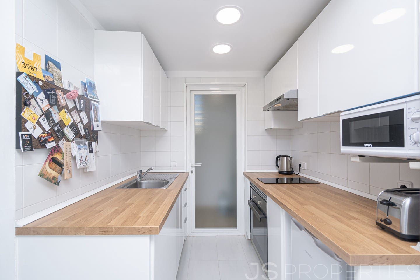 2 bedroom Apartment for sale in Pollensa / Pollenca - € 325,000 (Ref: 9833003)