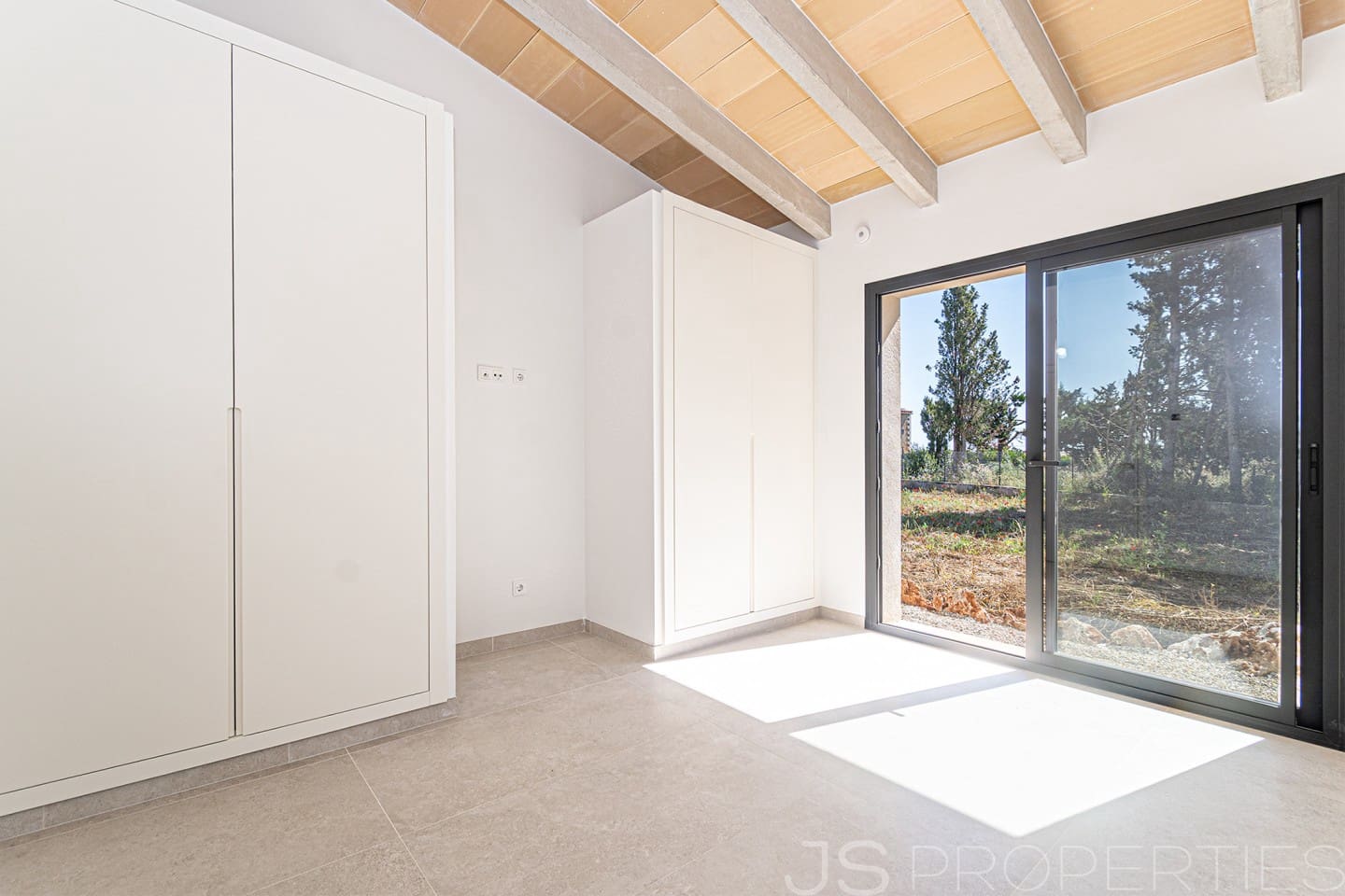 4 bedroom Villa for sale in Muro - € 1,860,000 (Ref: 9834202)