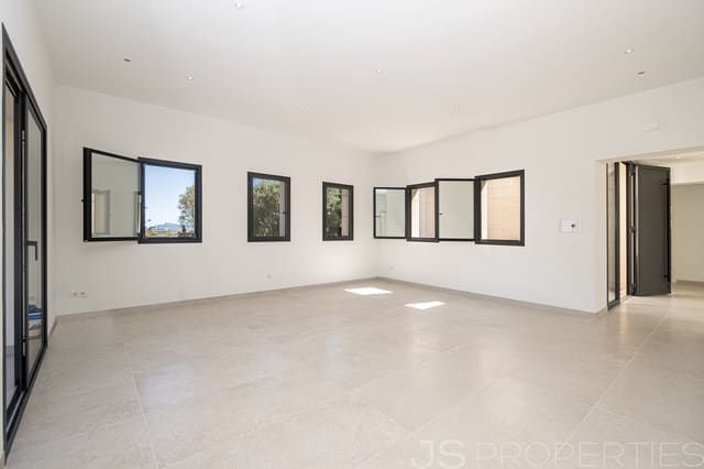 4 soveværelse Villa til salg i Muro - € 1.860.000 (Ref: 9834202)