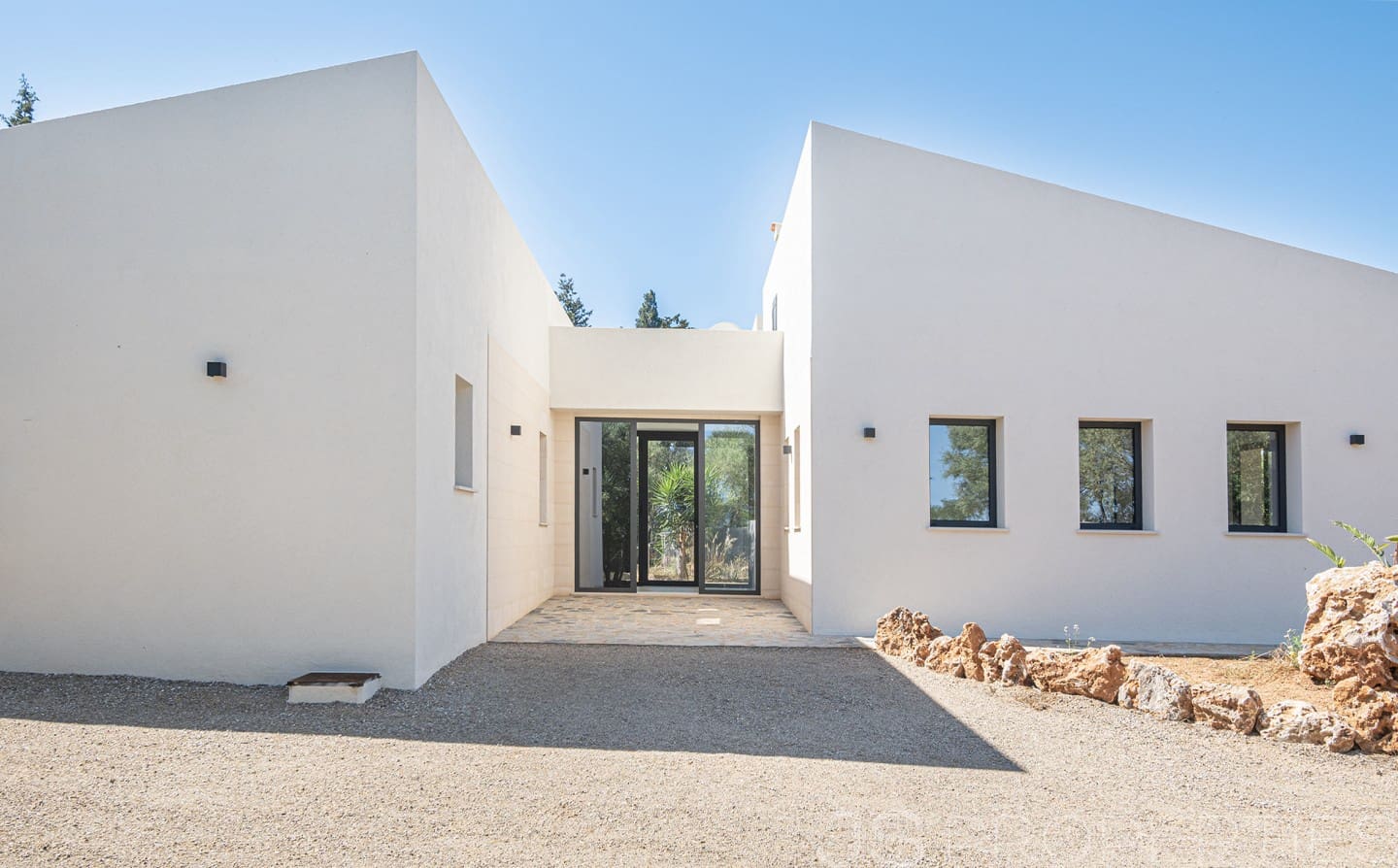 4 bedroom Villa for sale in Muro - € 1,860,000 (Ref: 9834202)