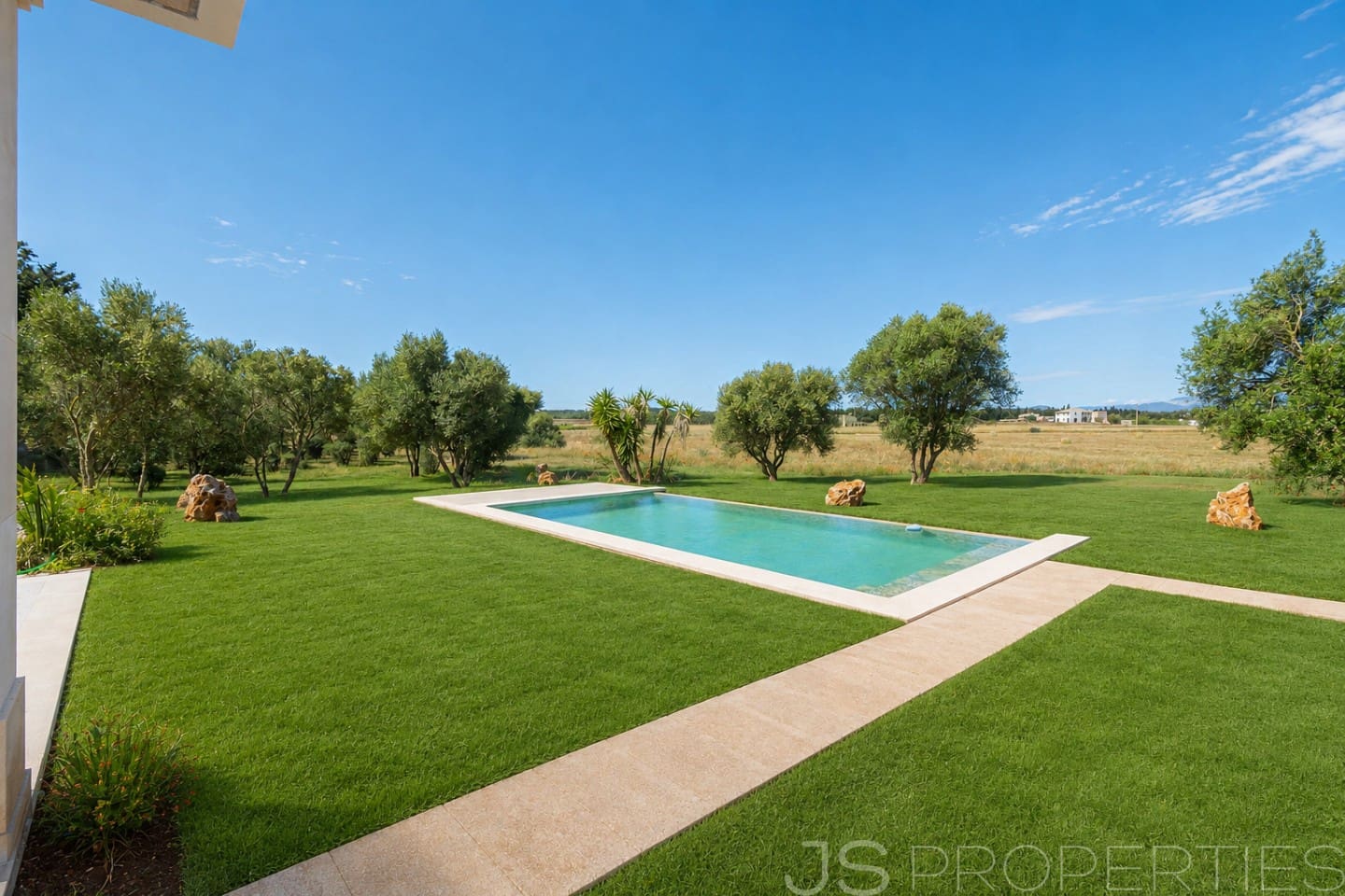 4 bedroom Villa for sale in Muro - € 1,860,000 (Ref: 9834202)