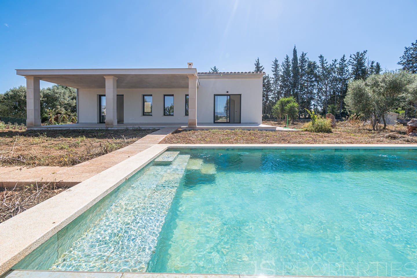4 bedroom Villa for sale in Muro - € 1,860,000 (Ref: 9834202)