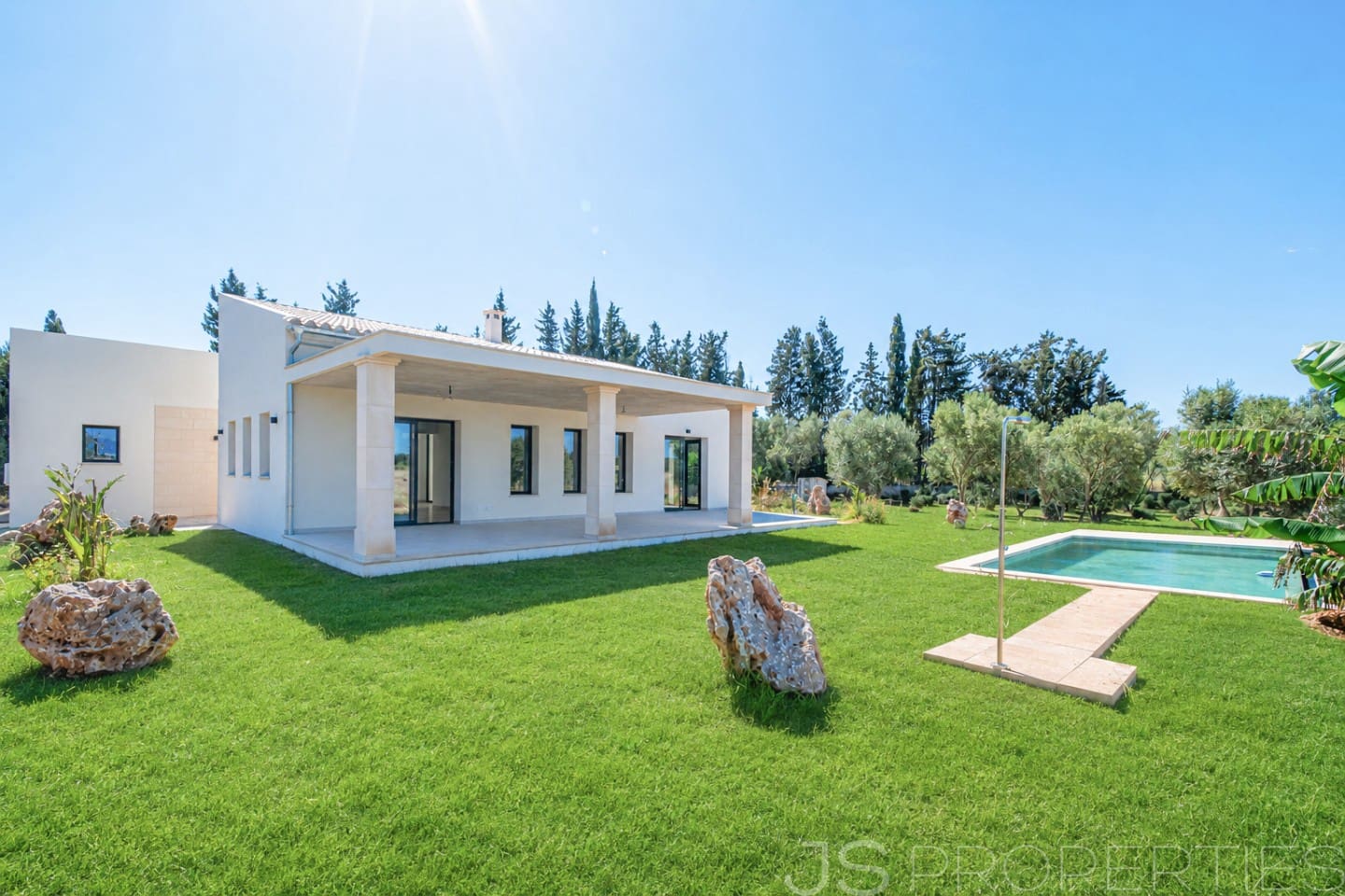 4 bedroom Villa for sale in Muro - € 1,860,000 (Ref: 9834202)