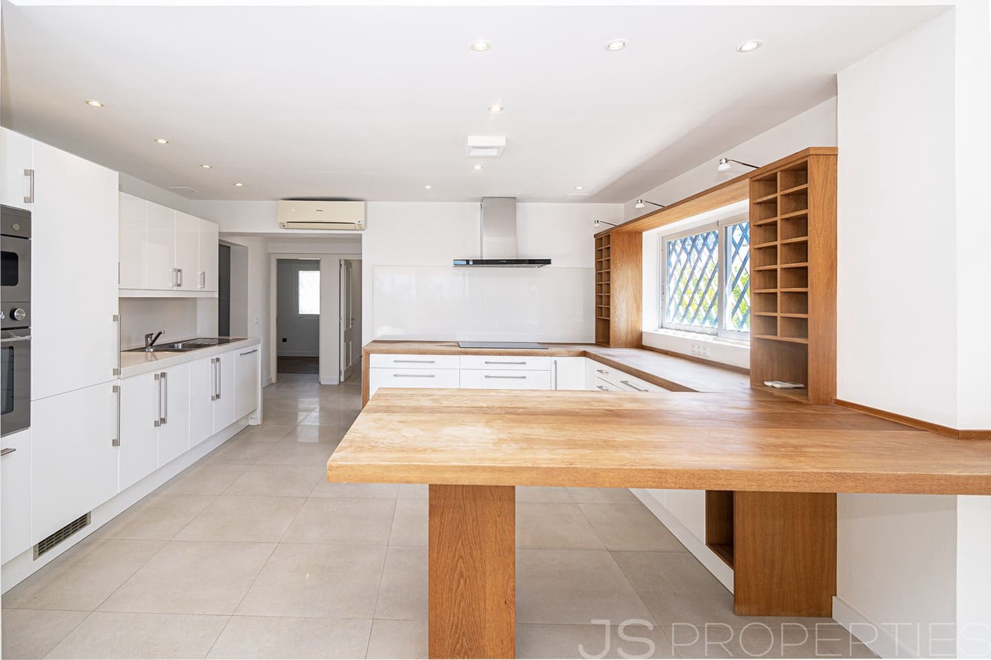 5 bedroom Villa for sale in Portals Nous - € 3,200,000 (Ref: 9841520)