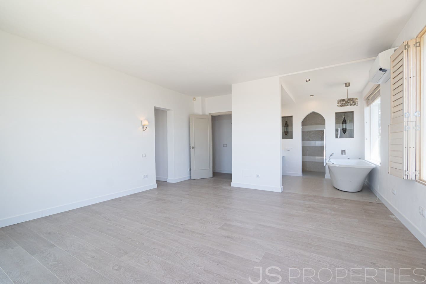 5 bedroom Villa for sale in Portals Nous - € 3,200,000 (Ref: 9841520)