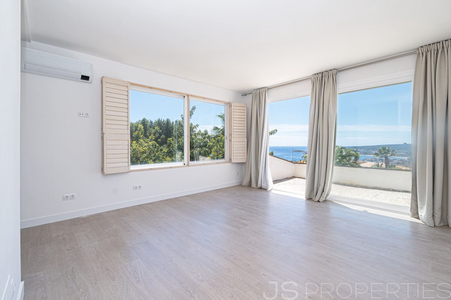5 bedroom Villa for sale in Portals Nous - € 3,200,000 (Ref: 9841520)