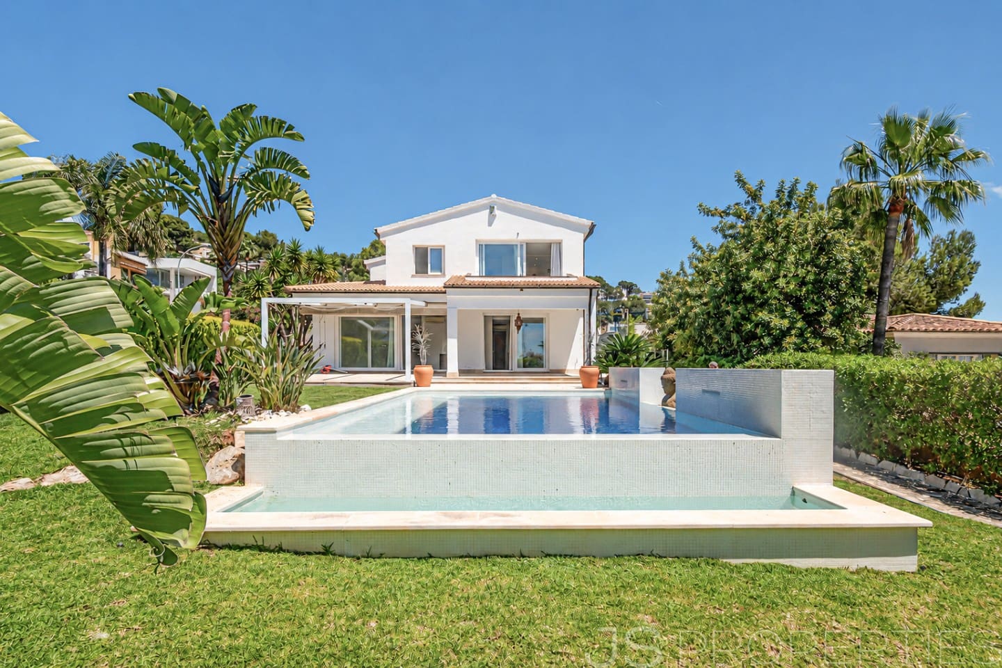 5 bedroom Villa for sale in Portals Nous - € 3,200,000 (Ref: 9841520)