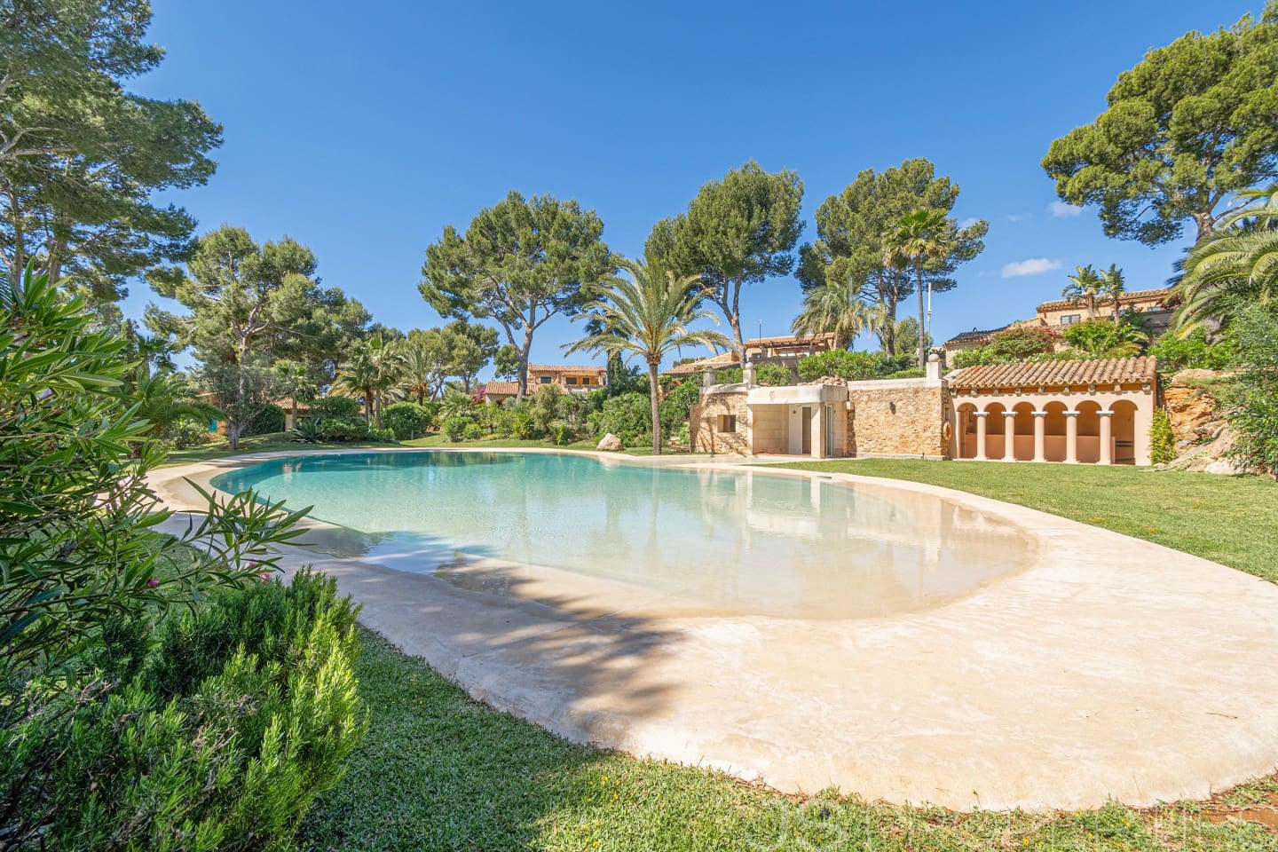 3 bedroom Villa for sale in Santa Ponsa - € 1,930,000 (Ref: 9843866)