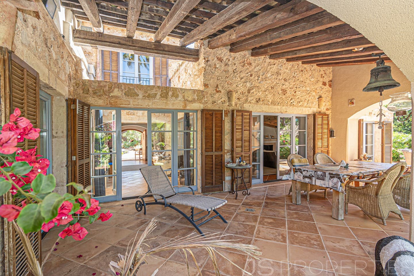 3 bedroom Villa for sale in Santa Ponsa - € 1,930,000 (Ref: 9843866)