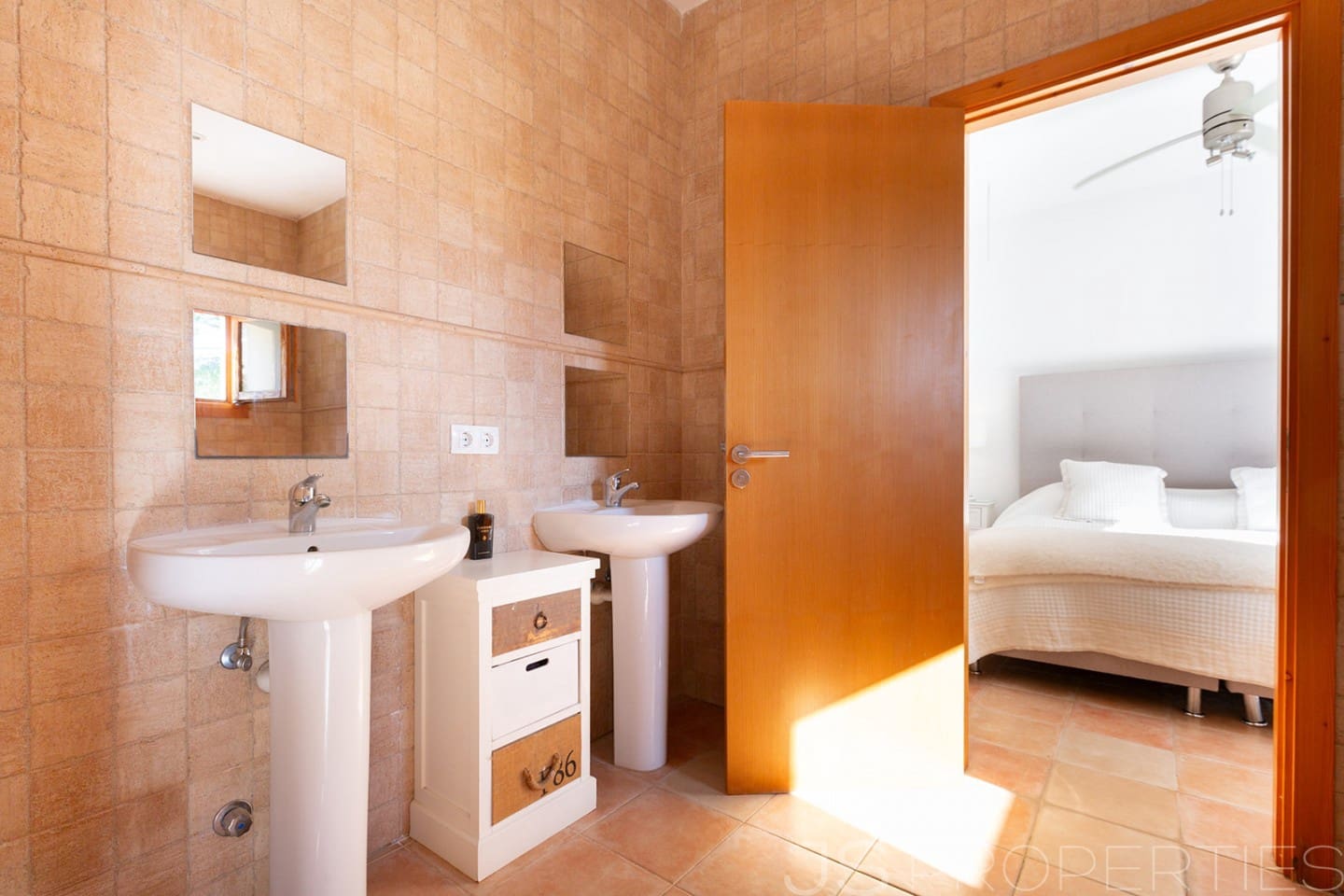 5 bedroom Villa for sale in Sa Pobla - € 1,295,000 (Ref: 9866125)