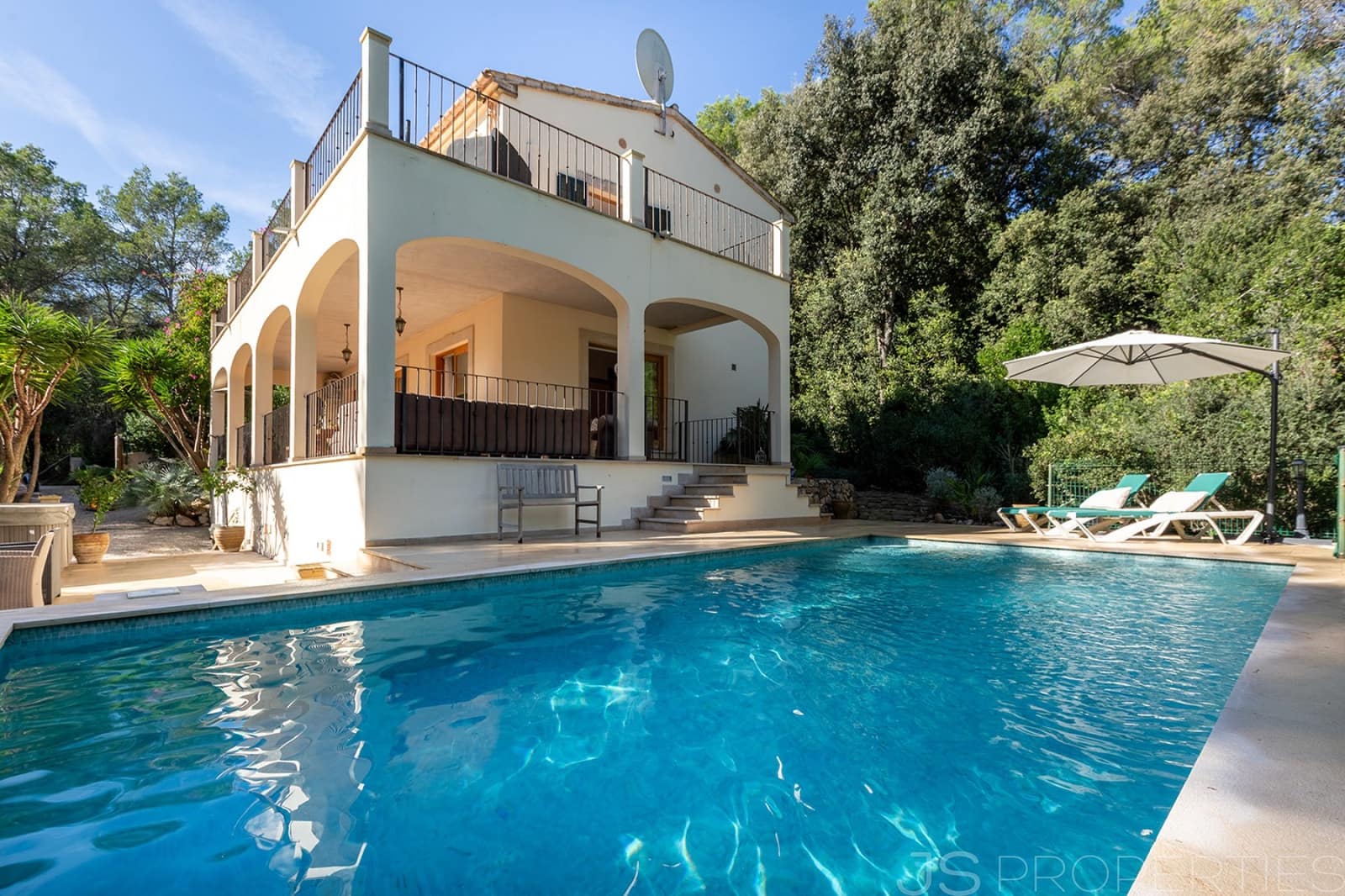 5 bedroom Villa for sale in Sa Pobla - € 1,295,000 (Ref: 9866125)