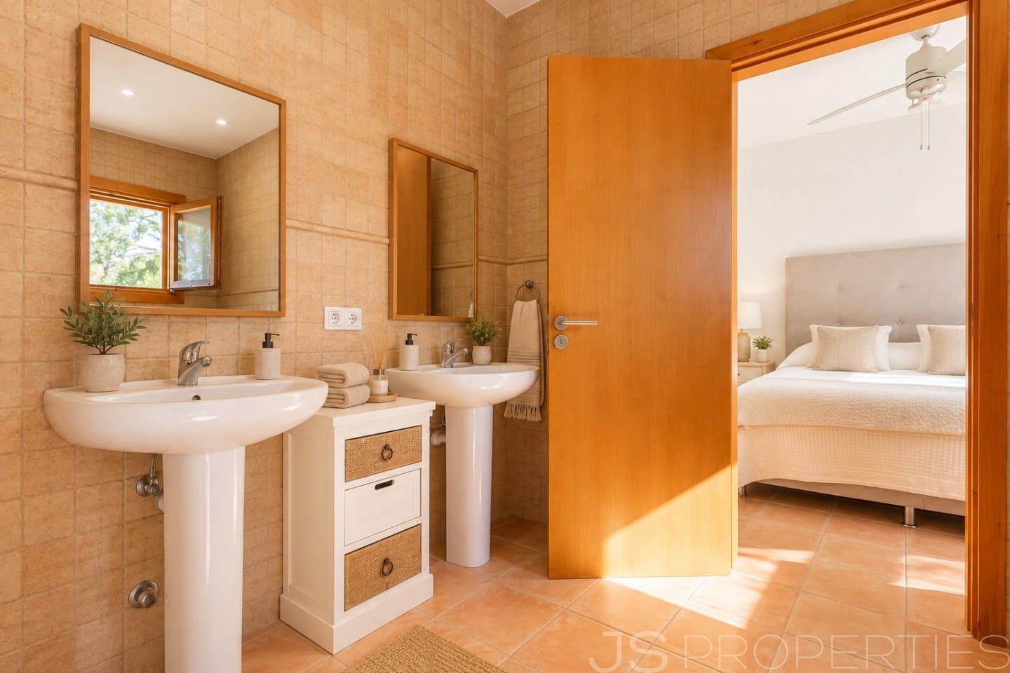 5 soveværelse Villa til salg i Sa Pobla med swimmingpool garage - € 1.295.000 (Ref: 9866125)