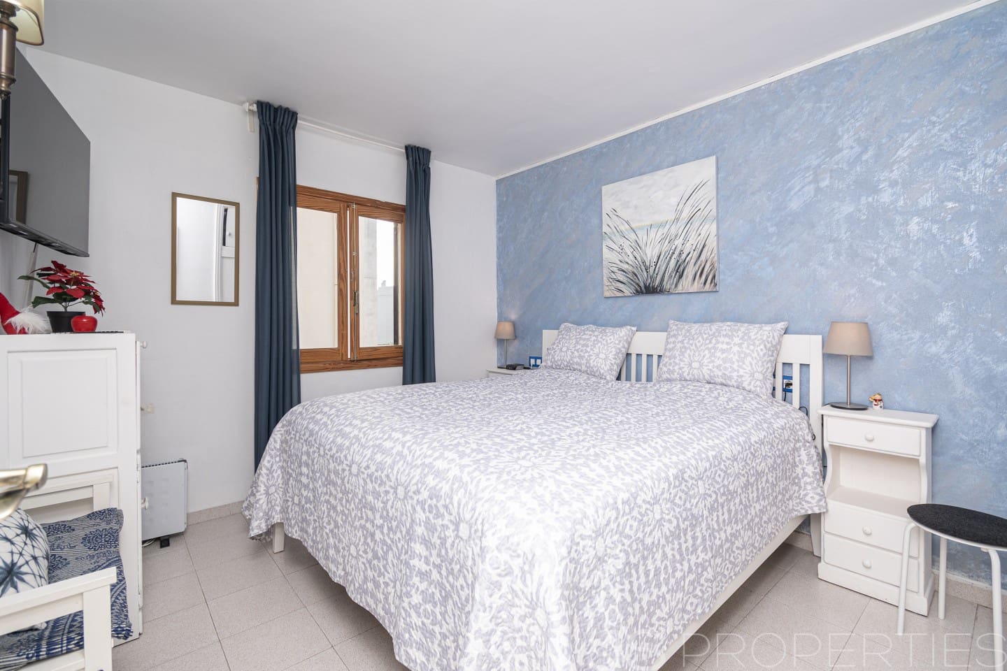 2 bedroom Apartment for sale in Pollensa / Pollenca - € 320,000 (Ref: 9882574)