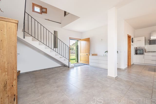 5 sovrum Villa till salu i Santa Margalida - 1 200 000 € (Ref: 9883733)