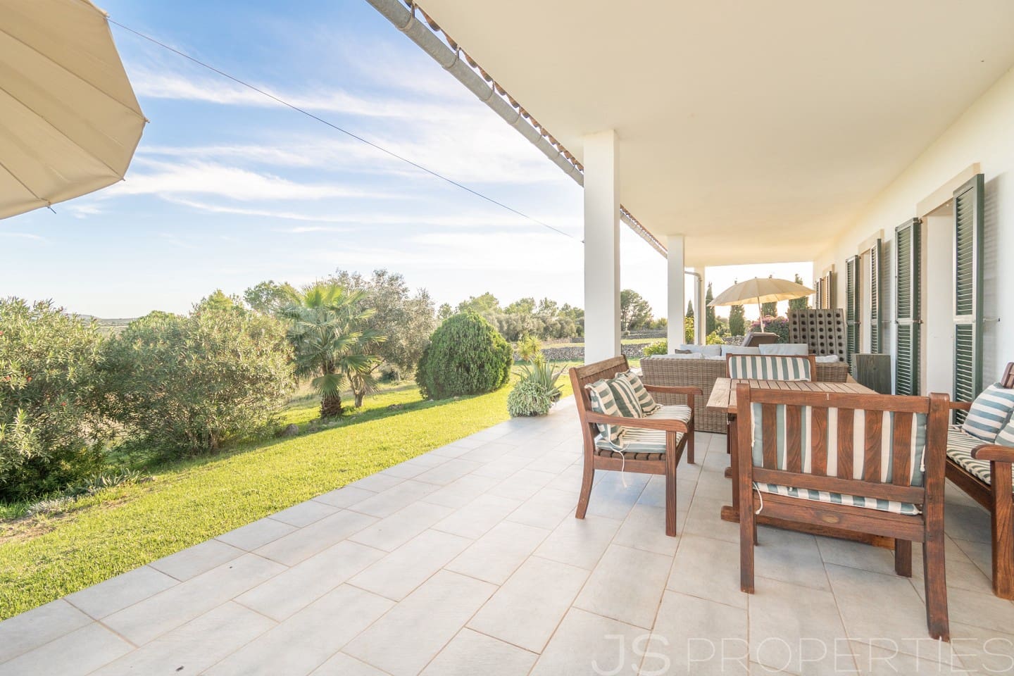 5 bedroom Villa for sale in Santa Margalida - € 1,200,000 (Ref: 9883733)