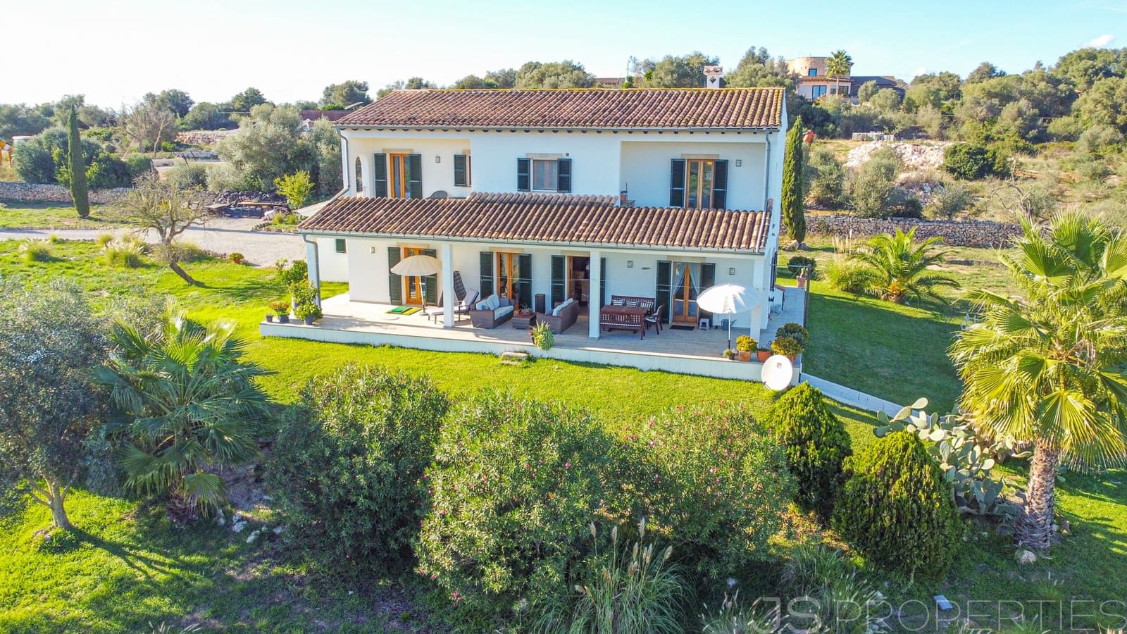 5 bedroom Villa for sale in Santa Margalida - € 1,200,000 (Ref: 9883733)