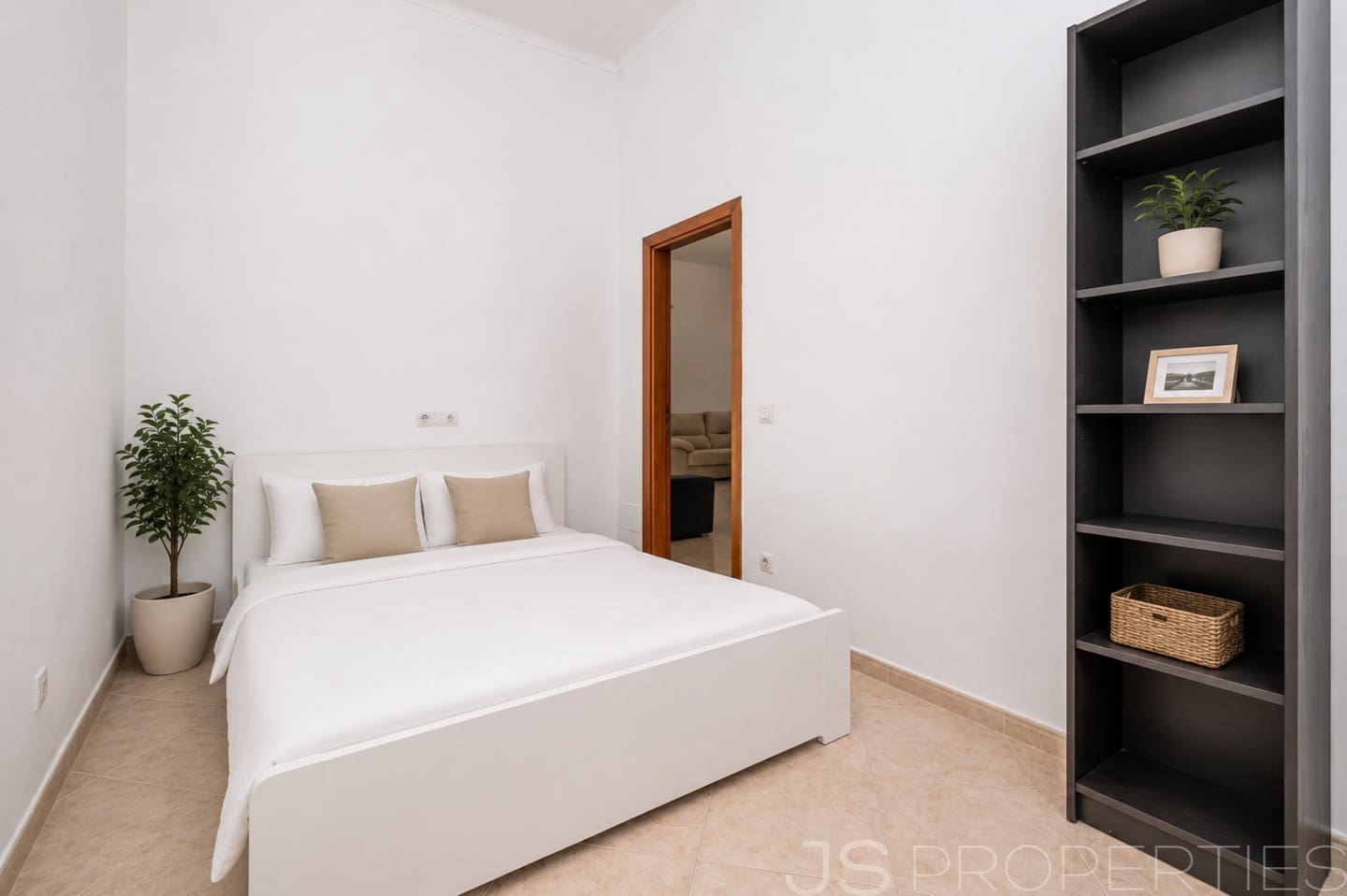 6 bedroom Townhouse for sale in Petra - € 1,300,000 (Ref: 9895345)