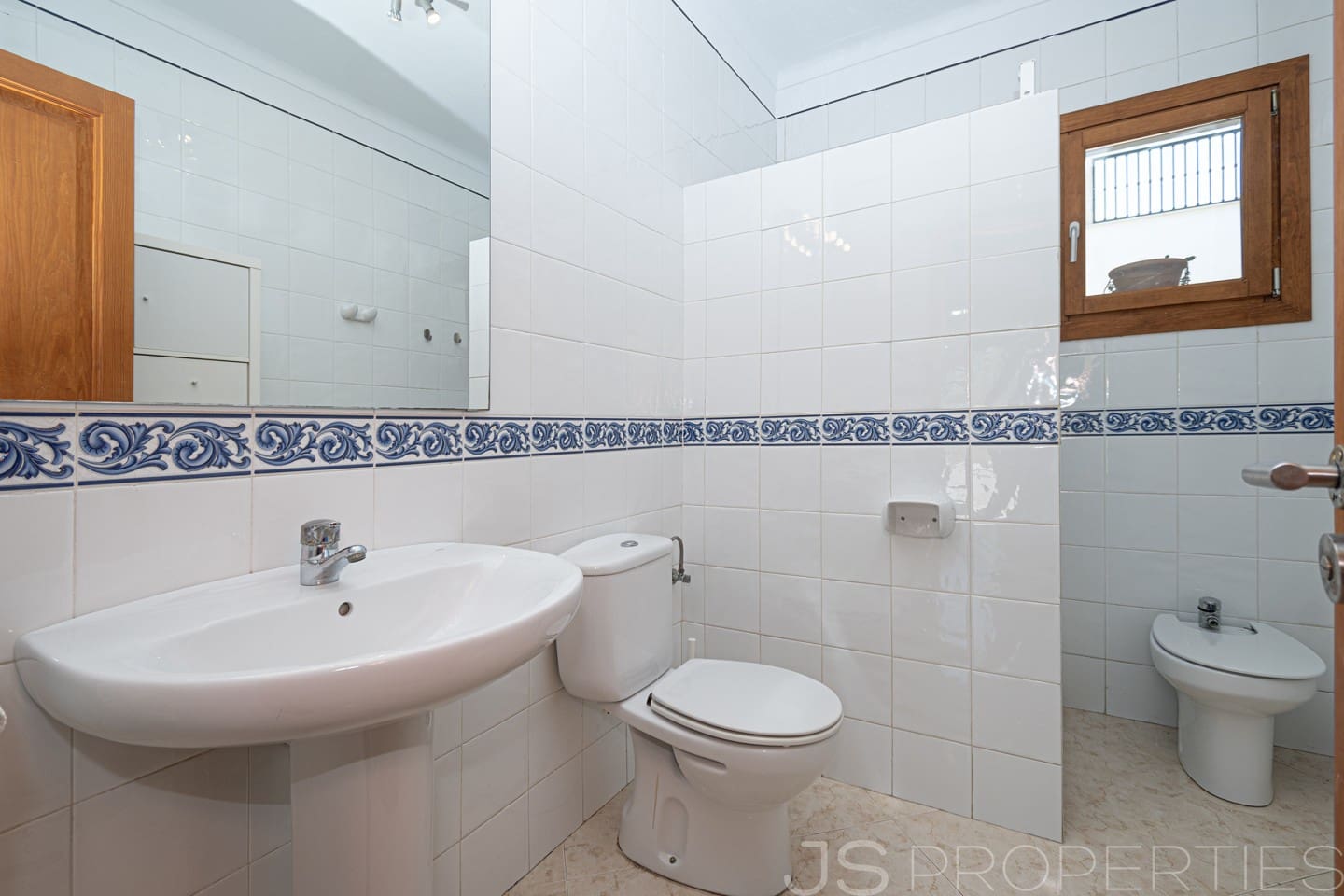 6 bedroom Townhouse for sale in Petra - € 1,300,000 (Ref: 9895345)