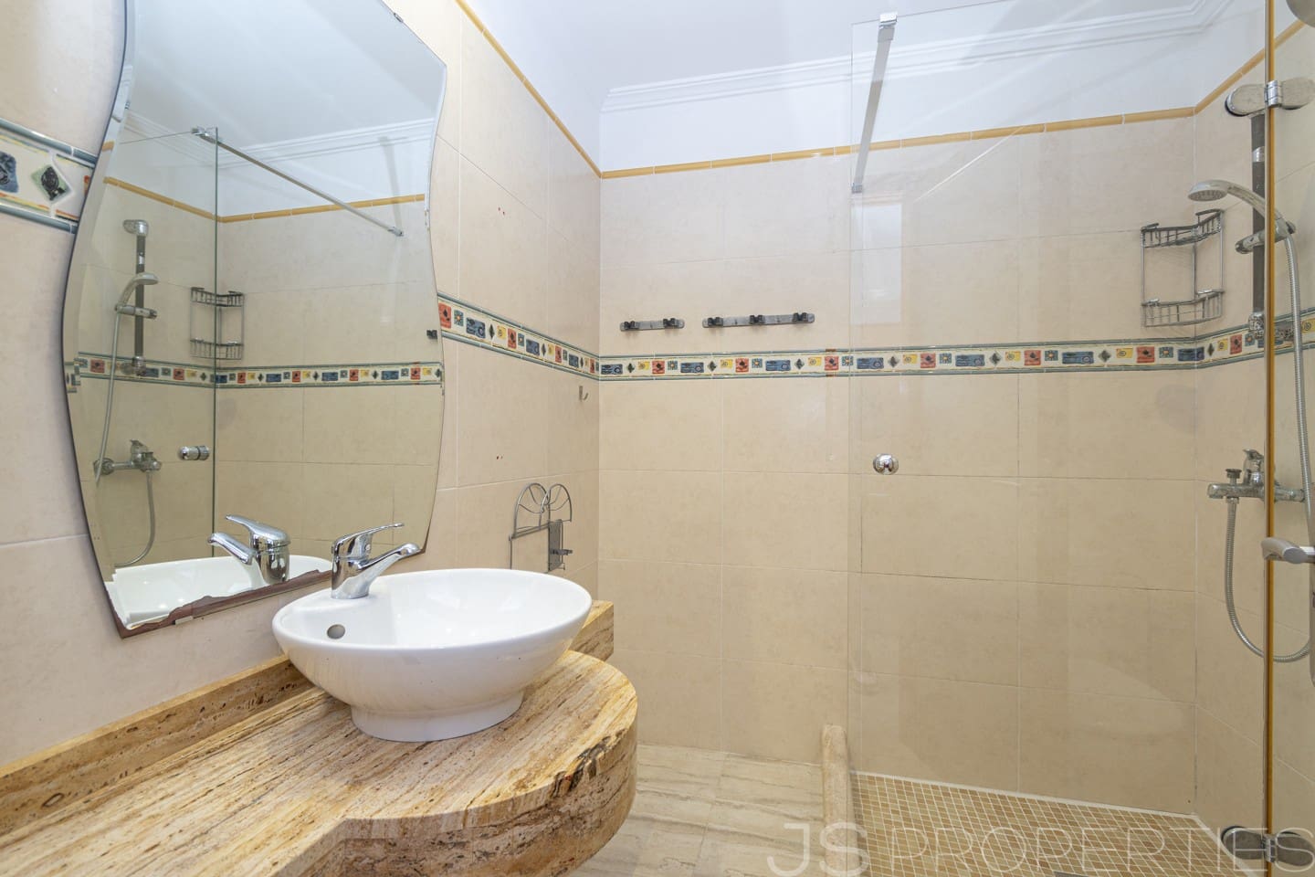 6 bedroom Townhouse for sale in Petra - € 1,300,000 (Ref: 9895345)
