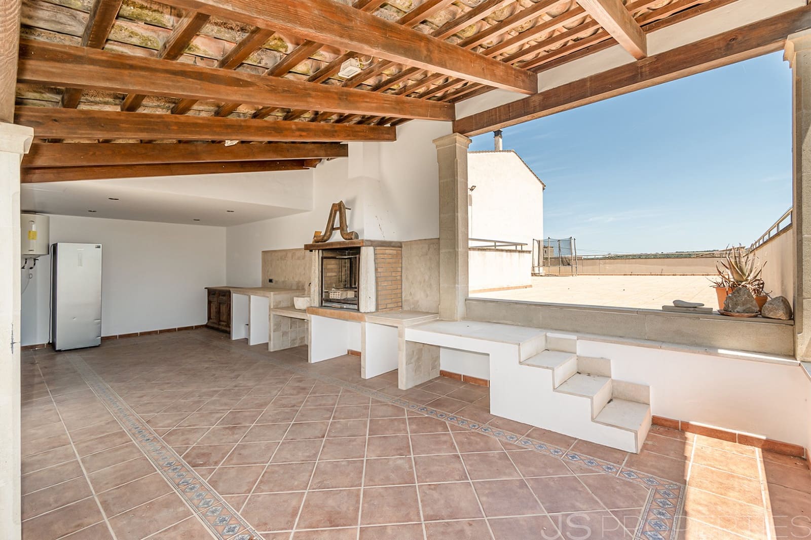 6 bedroom Townhouse for sale in Petra with garage - € 1,300,000 (Ref: 9895345)