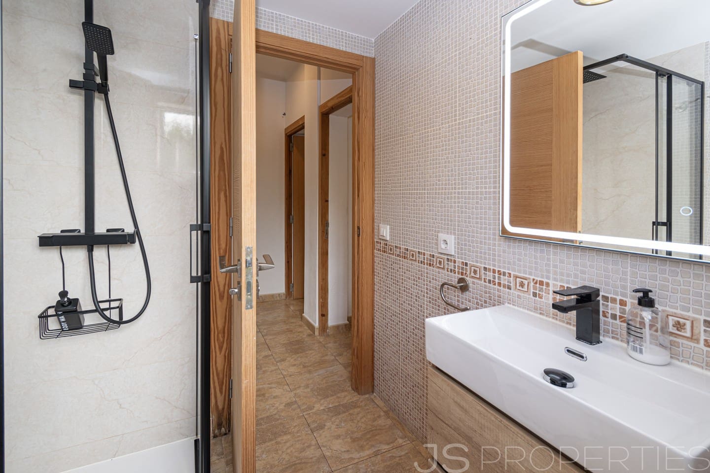 Apartamento de 3 habitaciones en Pollensa / Pollença en venta - 595.000 € (Ref: 9896933)