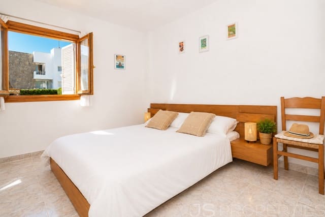 Apartamento de 3 habitaciones en Port de Pollença, Pollensa / Pollença en venta - 750.000 € (Ref: 9897361)