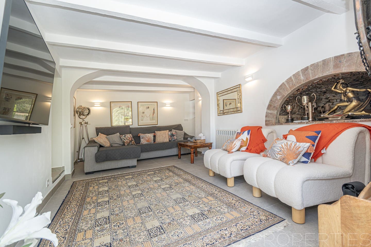 3 bedroom Villa for sale in Pollensa / Pollenca with pool garage - € 1,700,000 (Ref: 9926350)