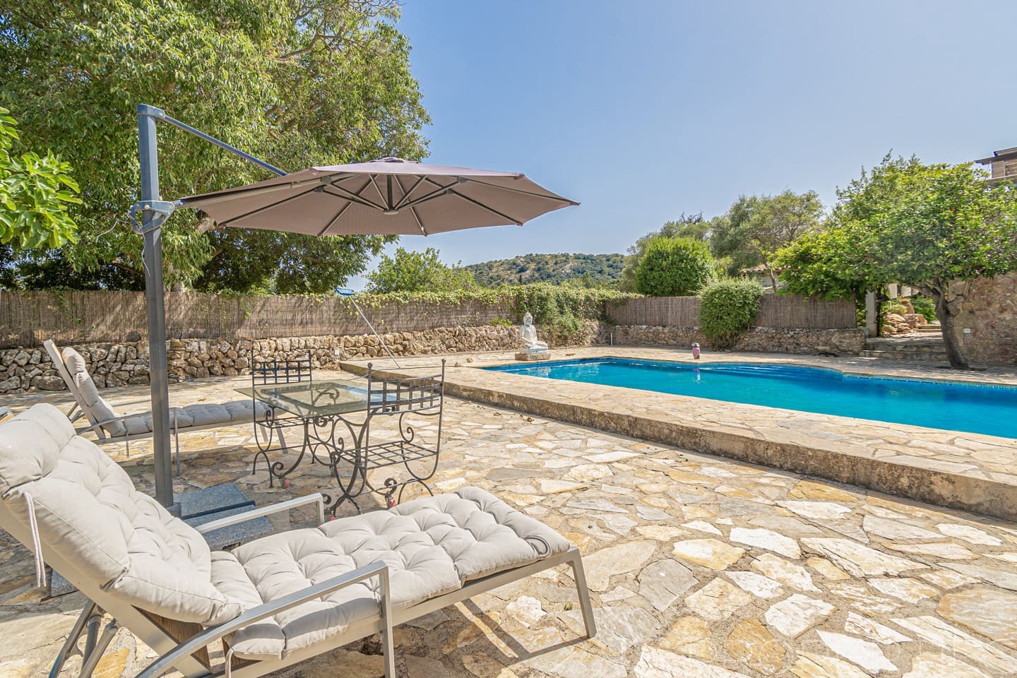3 bedroom Villa for sale in Pollensa / Pollenca with pool garage - € 1,700,000 (Ref: 9926350)