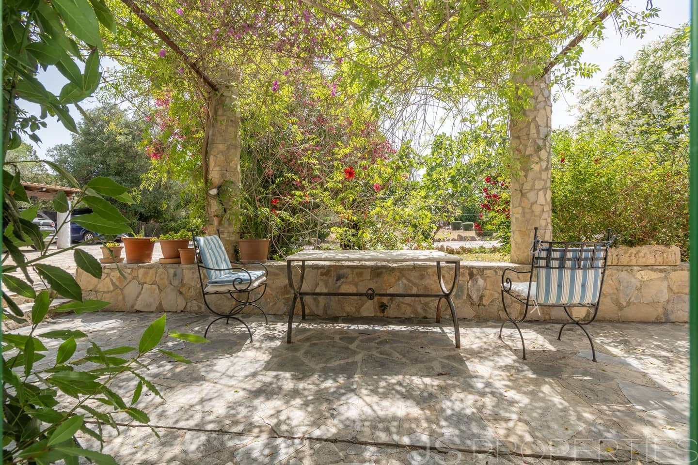 3 bedroom Villa for sale in Pollensa / Pollenca with pool garage - € 1,700,000 (Ref: 9926350)