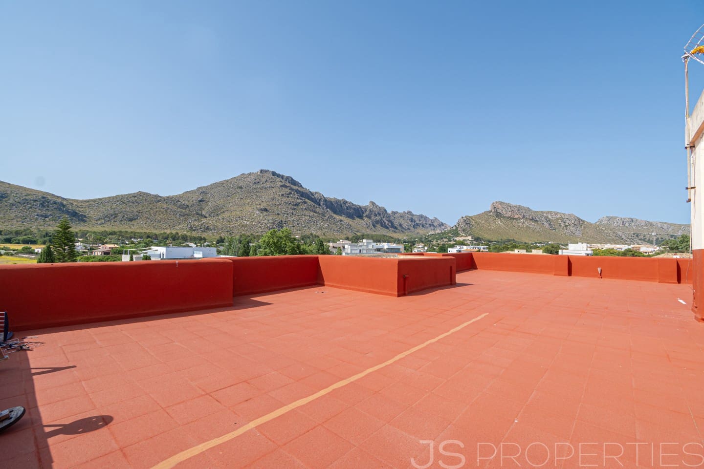 3 bedroom Apartment for sale in Pollensa / Pollenca with garage - € 356,000 (Ref: 9926351)