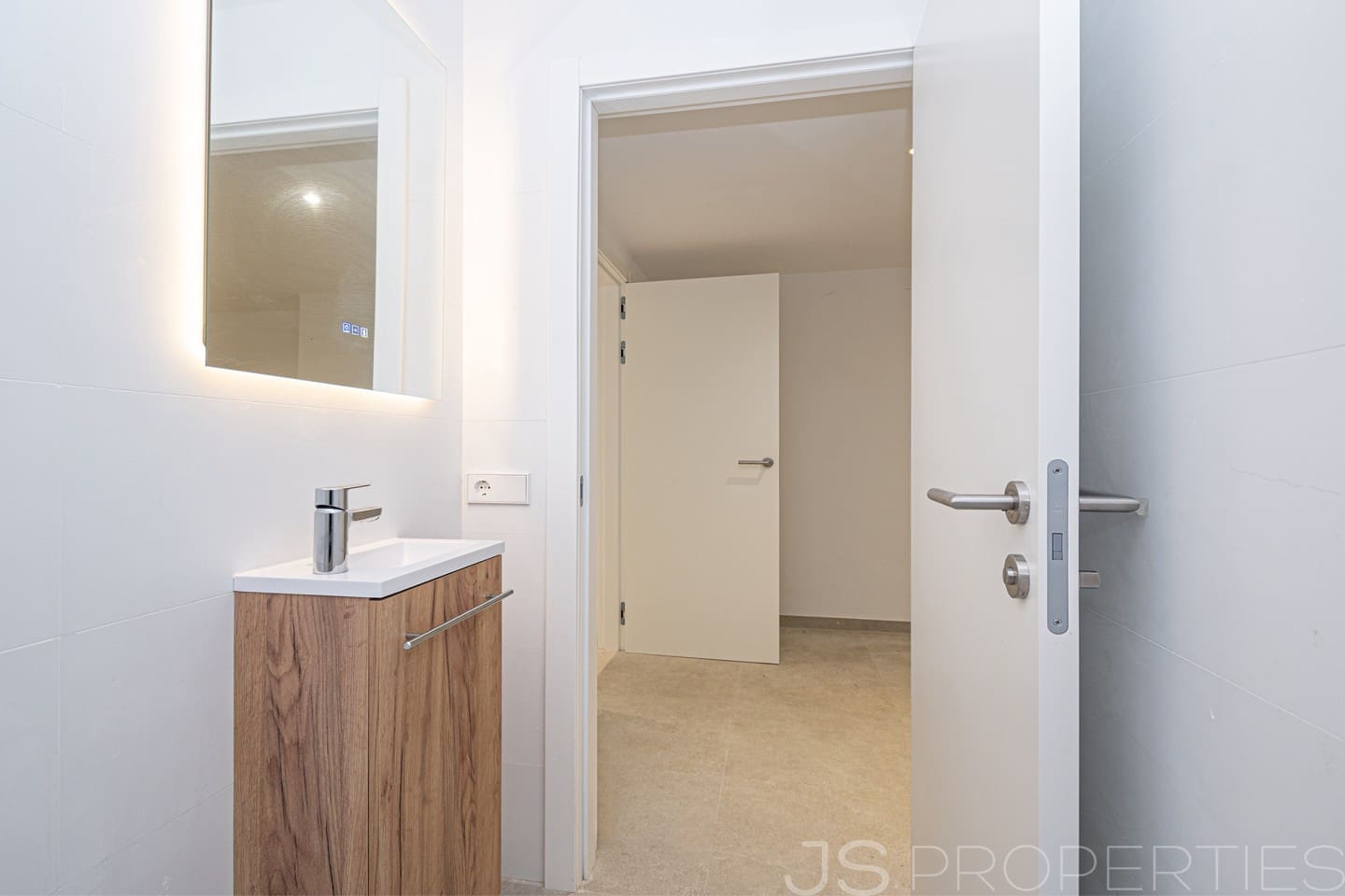 2 bedroom Apartment for sale in Ca'n Picafort with garage - € 325,000 (Ref: 9928029)