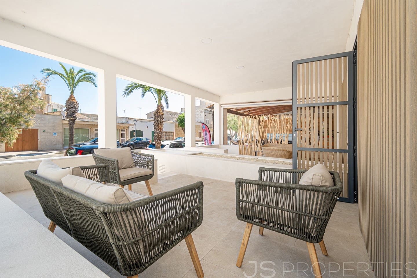 2 bedroom Apartment for sale in Ca'n Picafort with garage - € 325,000 (Ref: 9928029)