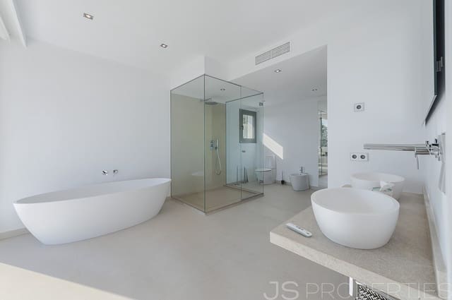 4 sypialnia Willa na sprzedaż w Port de Pollença, Pollensa / Pollença z basenem - 3 500 000 € (Ref: 9938649)