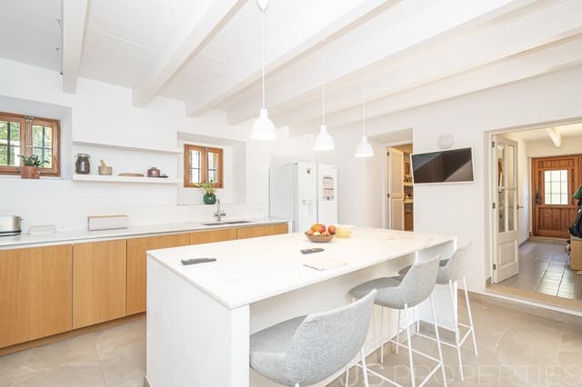5 soveværelse Villa til salg i Pollensa / Pollença med swimmingpool - € 3.200.000 (Ref: 9941498)