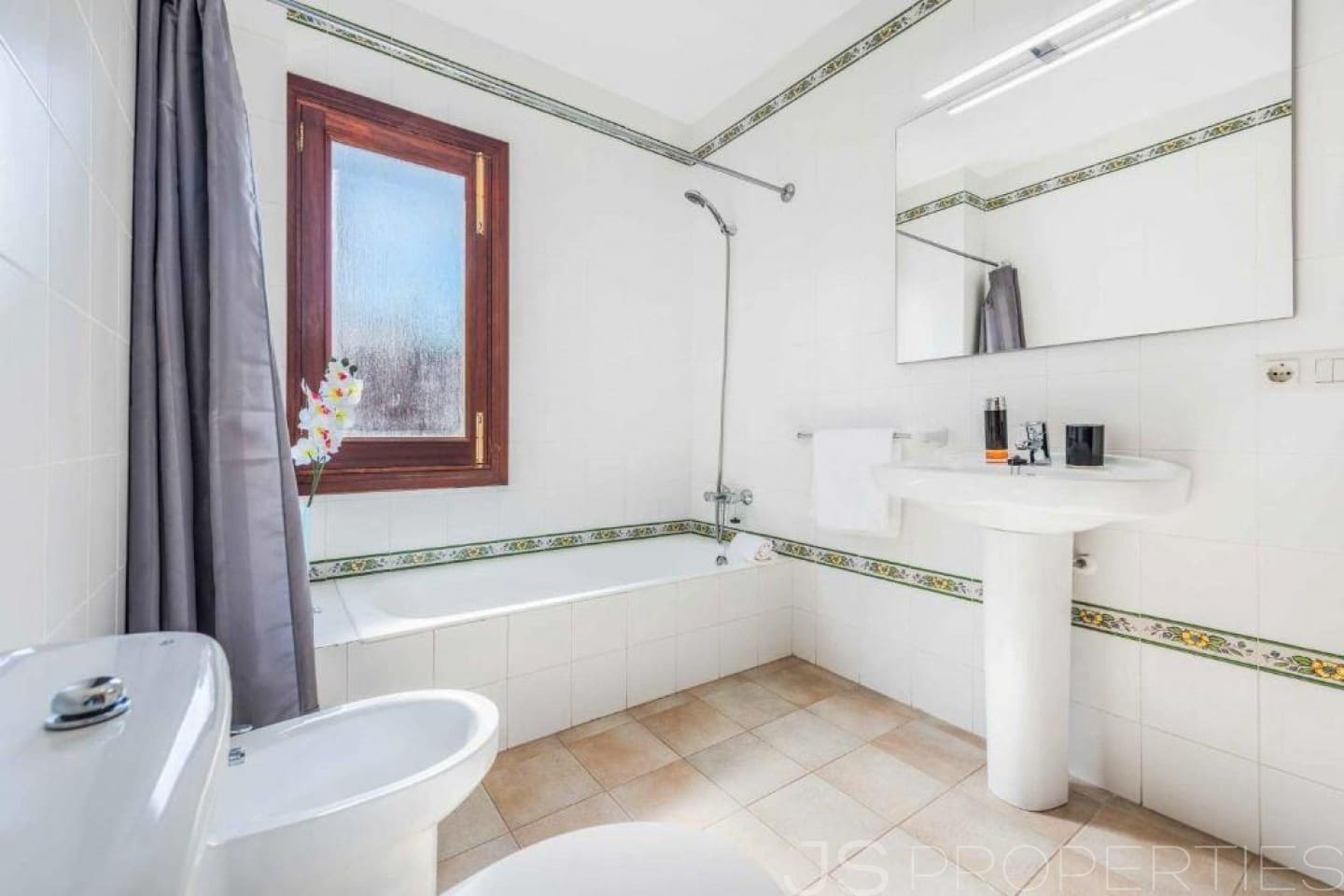 4 sypialnia Willa na sprzedaż w Pollensa / Pollenca z basenem garażem - 1 380 000 € (Ref: 9948631)