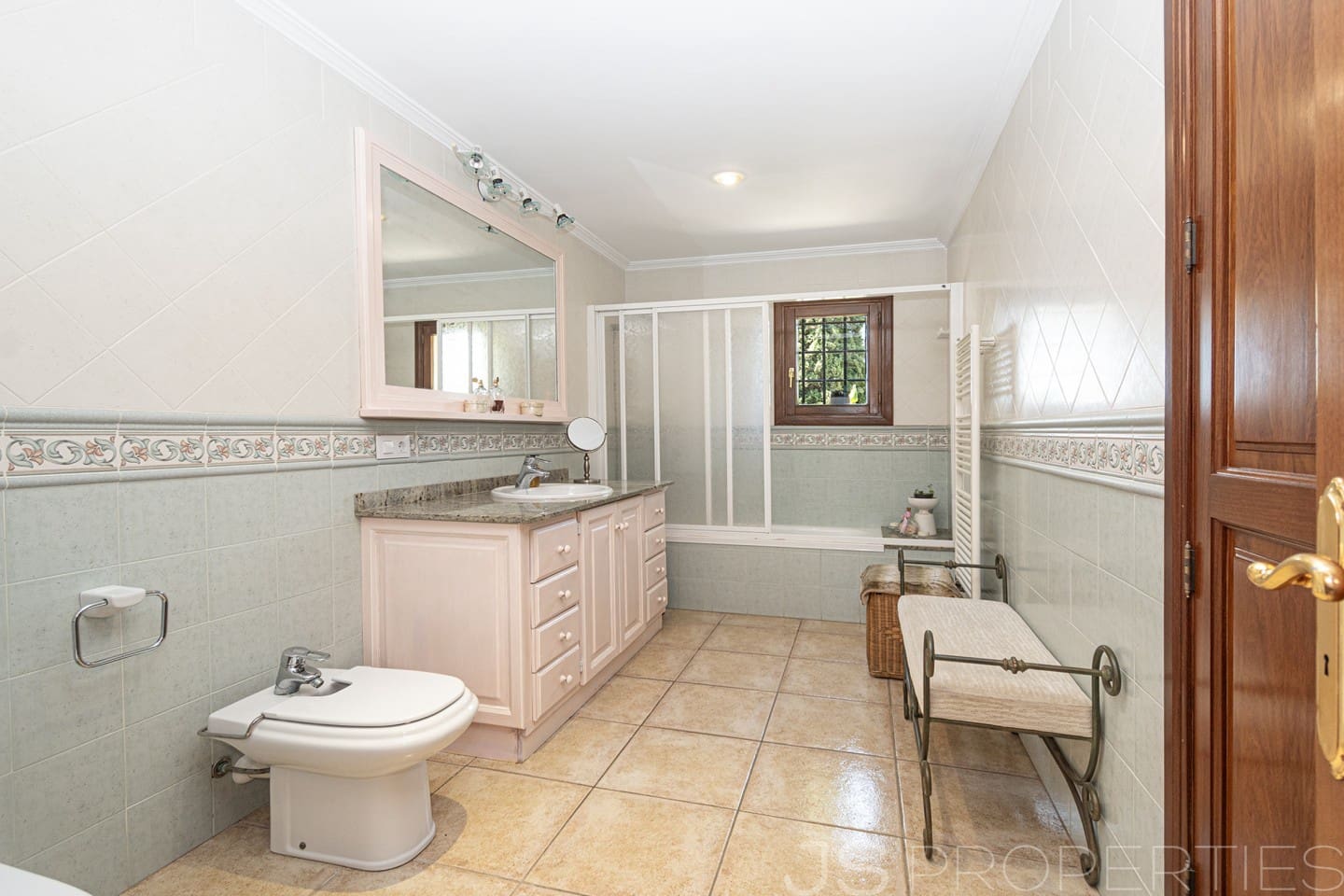 5 slaapkamer Villa te koop in Ca'n Picafort met zwembad garage - € 1.999.000 (Ref: 9952899)