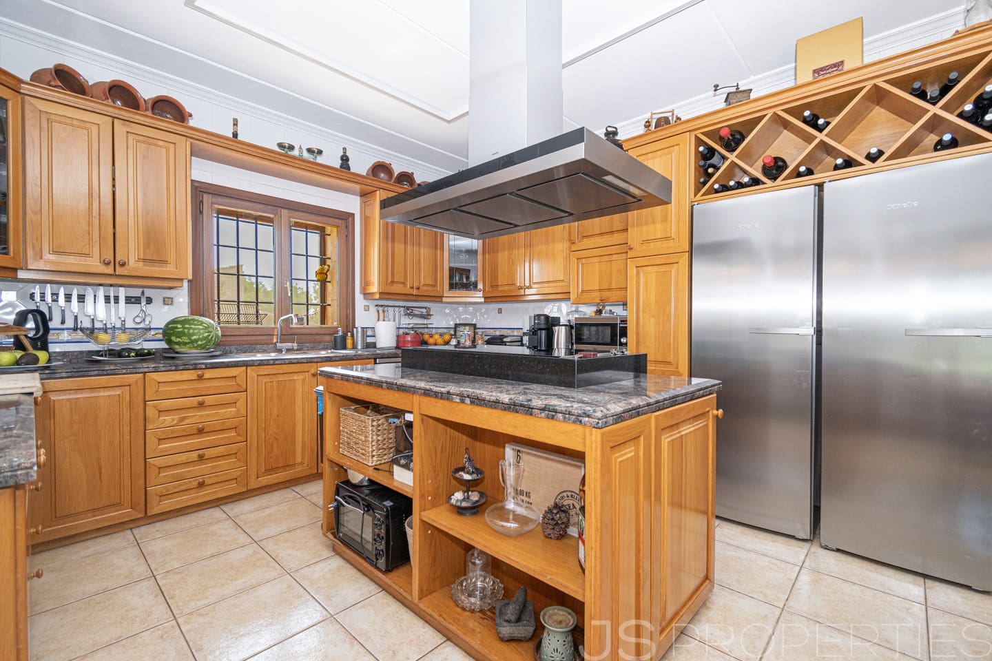 5 slaapkamer Villa te koop in Ca'n Picafort met zwembad garage - € 1.999.000 (Ref: 9952899)