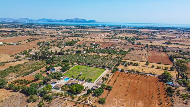 5 soverom Villa til salgs i Ca'n Picafort, Santa Margalida med svømmebasseng garasje - € 1 999 000 (Ref: 9952899)