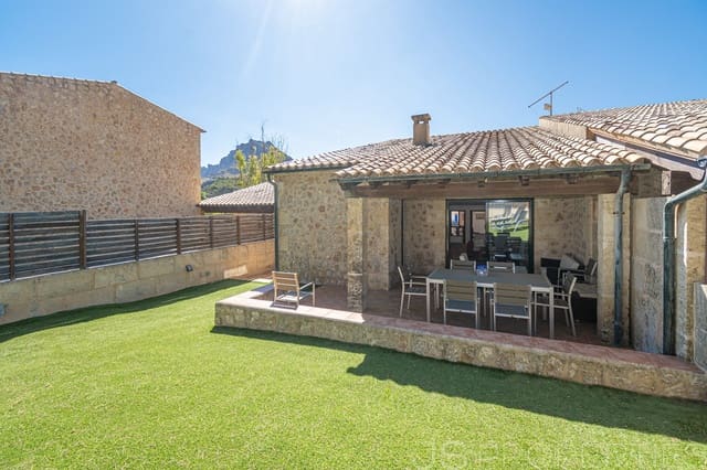 4 chambre Villa/Maison Semi-Mitoyenne à vendre à Cala San Vicente / Cala Sant Vicenç, Pollensa / Pollença avec piscine - 790 000 € (Ref: 9965547)