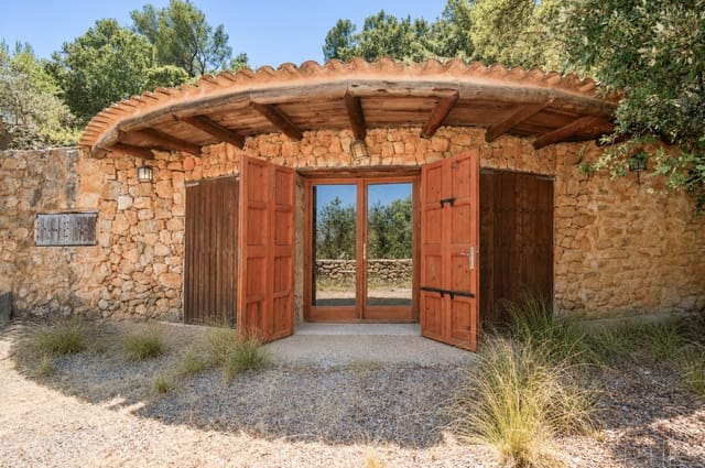 Terrain à Bâtir à vendre à Mancor de la Vall - 380 000 € (Ref: 9968474)