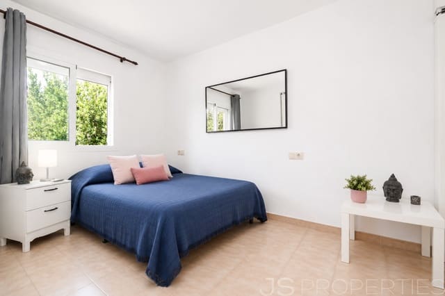 Apartamento de 2 habitaciones en Port de Pollença, Pollensa / Pollença en venta - 300.000 € (Ref: 9983211)