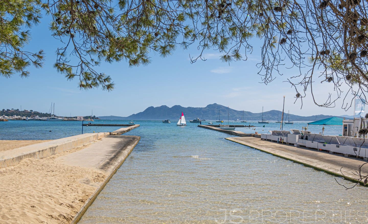 Apartamento de 2 habitaciones en Pollensa / Pollença en venta - 300.000 € (Ref: 9983211)