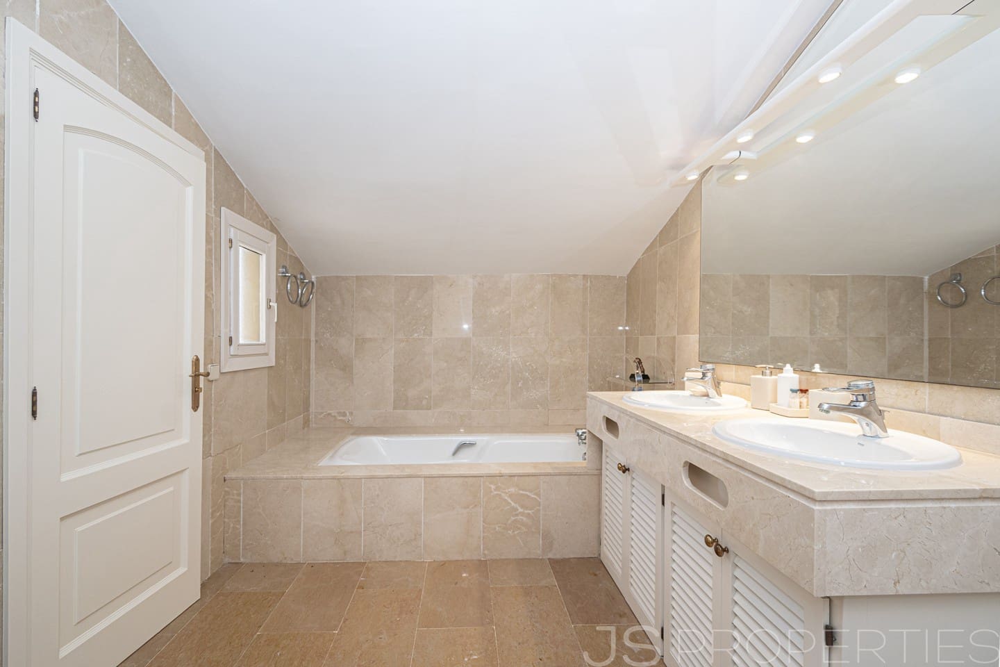 4 sypialnia Penthouse na sprzedaż w Pollensa / Pollenca z basenem - 1 485 000 € (Ref: 9985641)